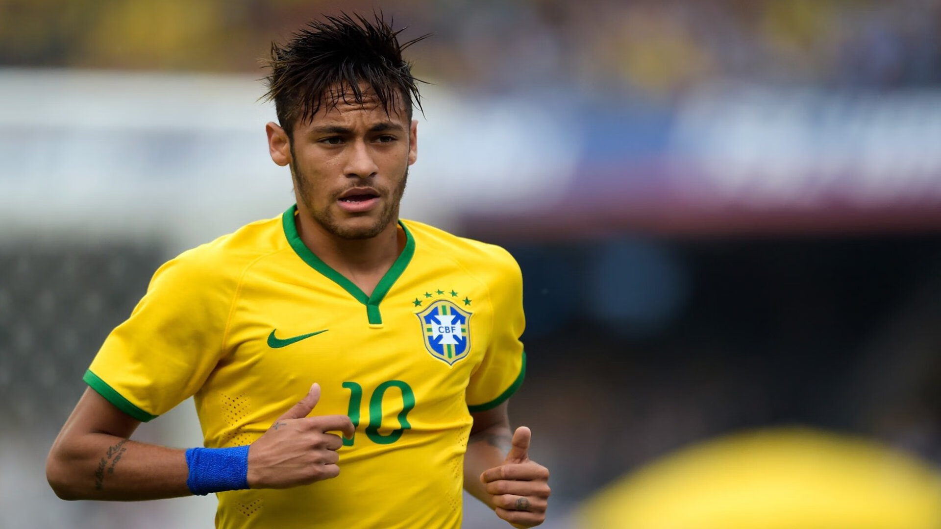 从几内亚到黄喜灿,当强行终结成为足球的残酷美学