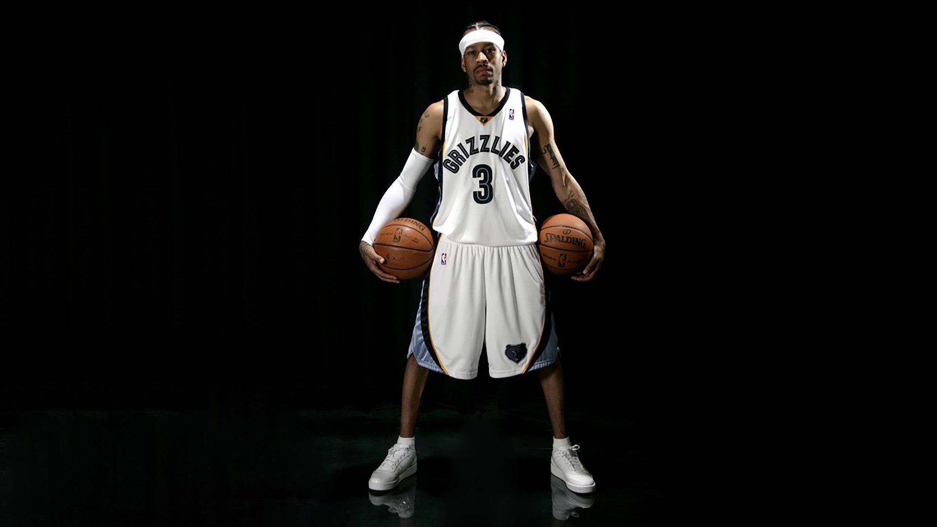 浓眉攻防两端统治全场，广东队跨洋热身赛力克开拓者