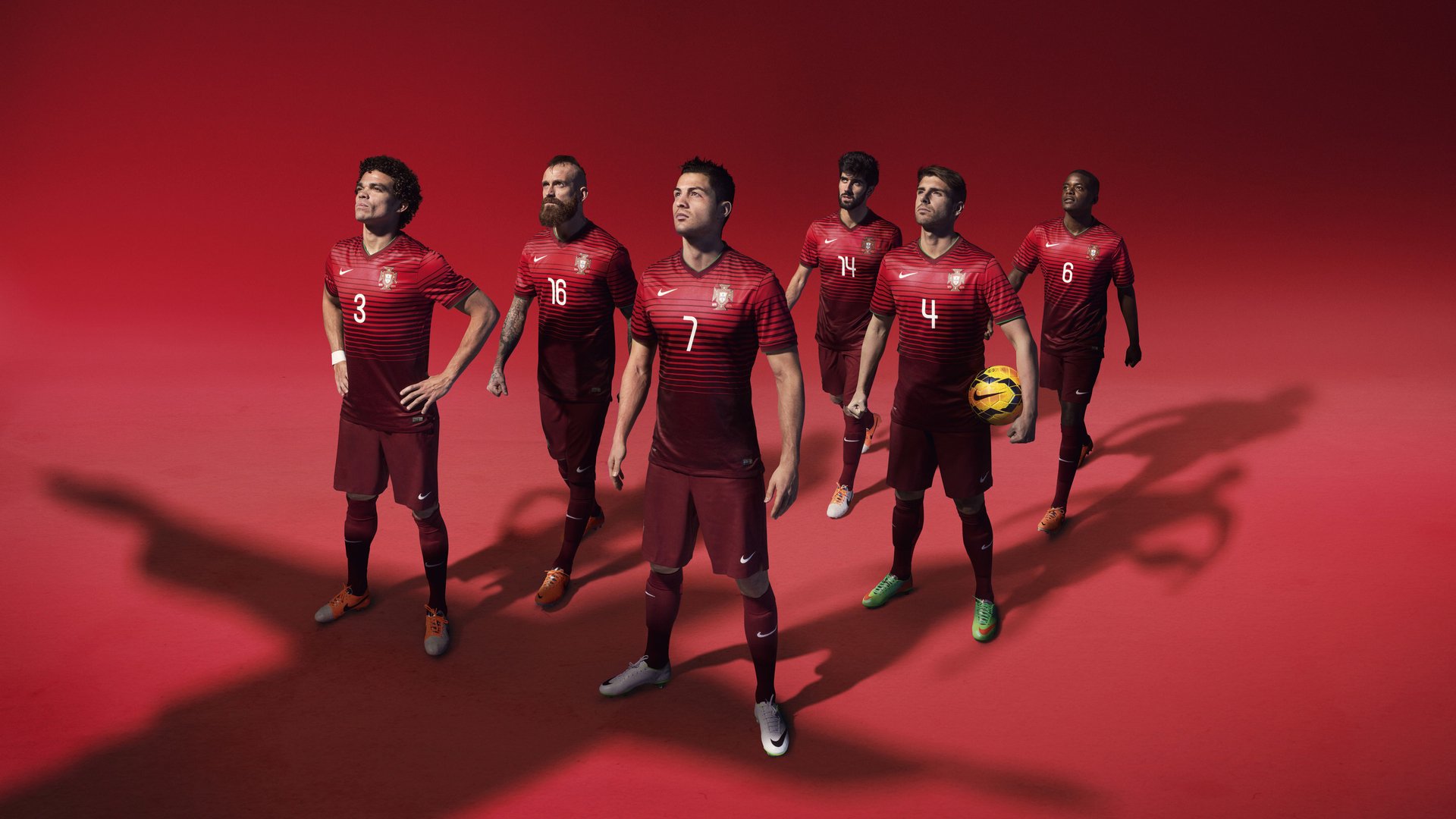 波尔神兵天降，英格兰横扫法兰西—一场改写历史的绿茵对决