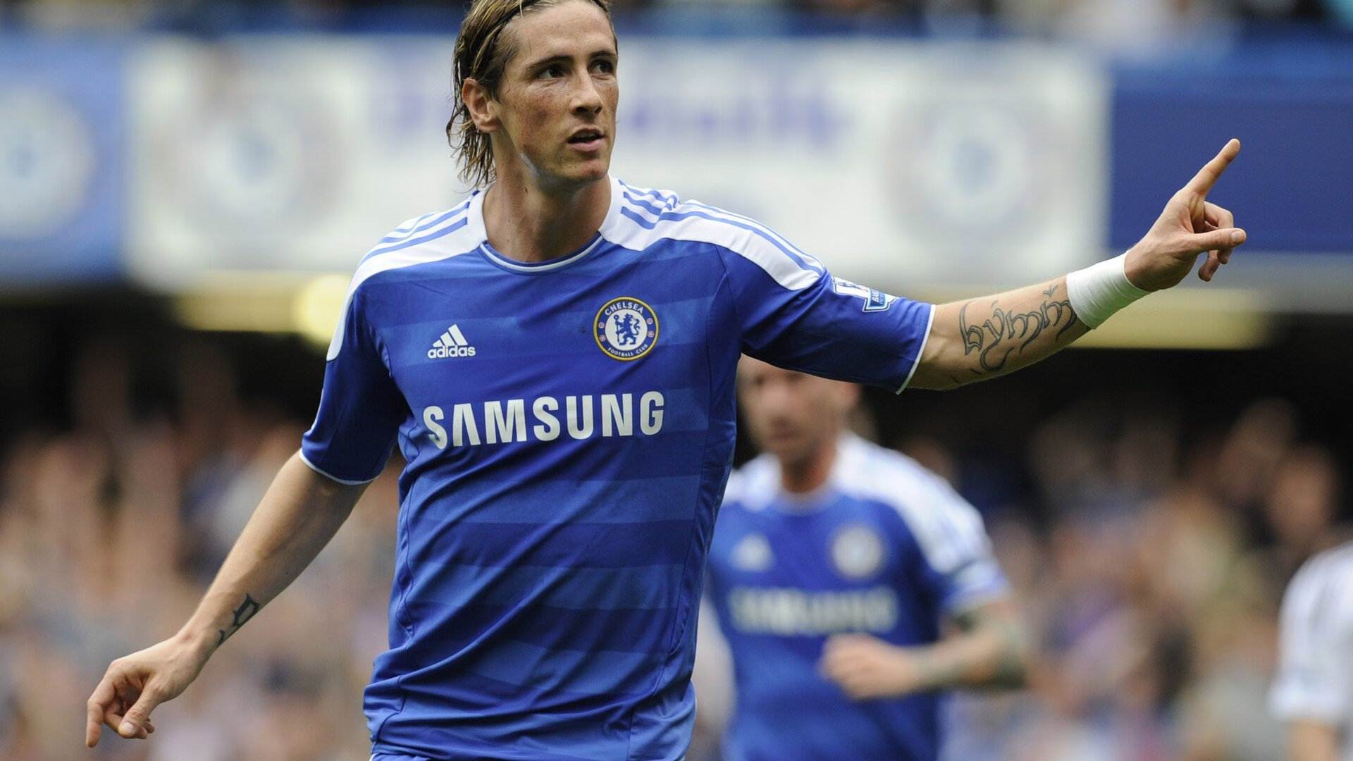 卡塔尔夜未眠，2026世界杯A组揭幕战，喀麦隆雄狮怒吼，拉什福德独舞演绝杀